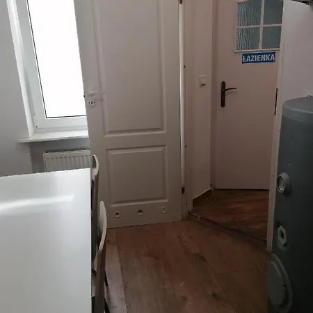 Hostel Tulip - Pokoj 2 Ze Wspolna Lazienka I Kuchnia Szczecin Exterior photo