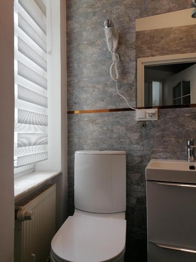 Tulip - Pokoj 2 Ze Wspolna Lazienka I Kuchnia Apartment *