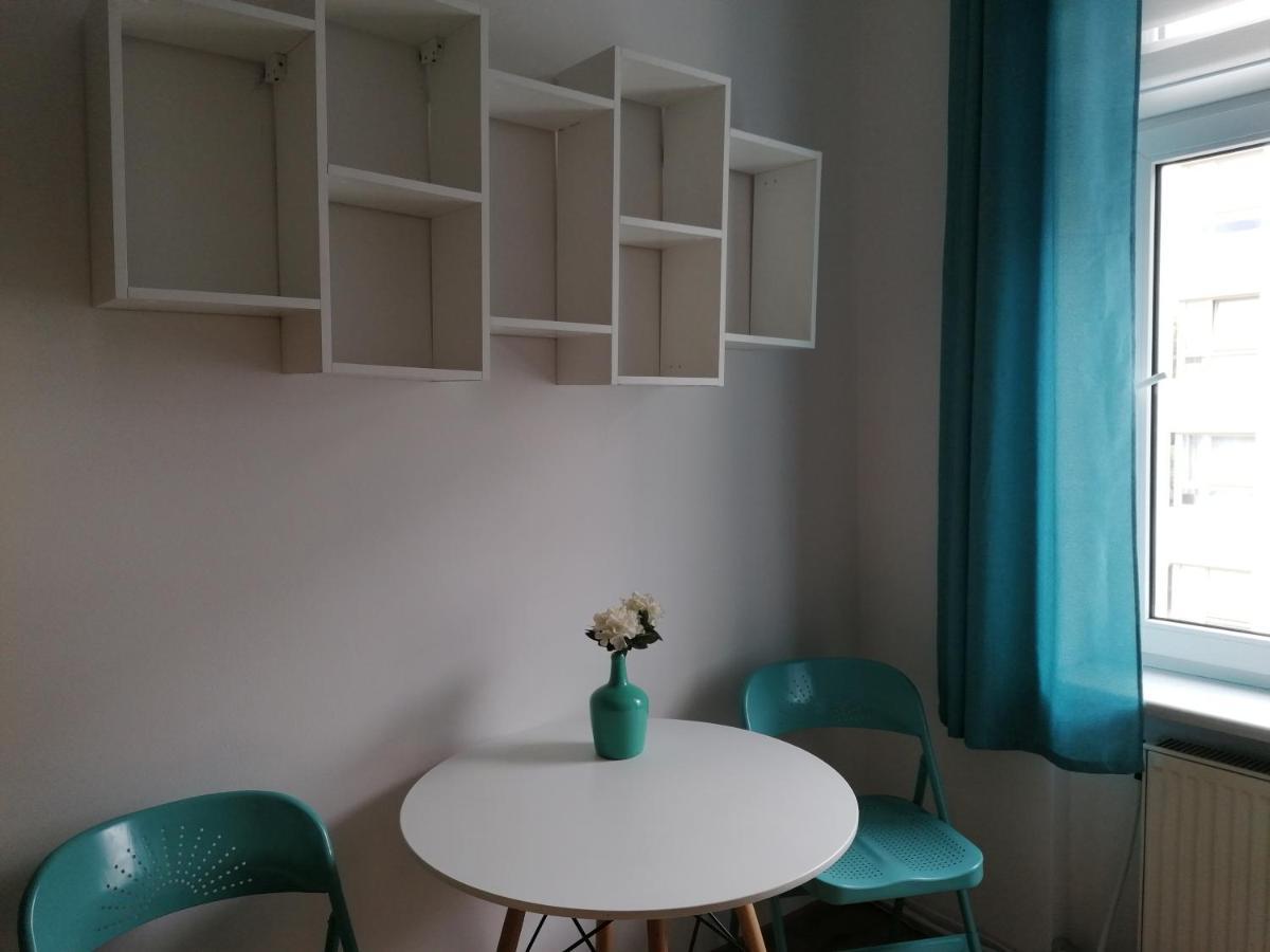 Apartment Tulip - Pokoj 2 Ze Wspolna Lazienka I Kuchnia *