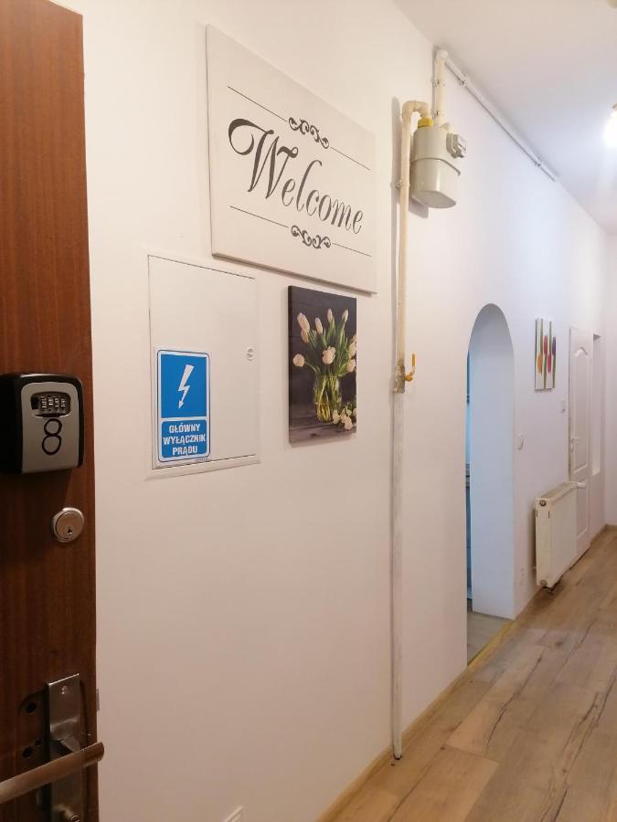 Apartment Tulip - Pokoj 2 Ze Wspolna Lazienka I Kuchnia
