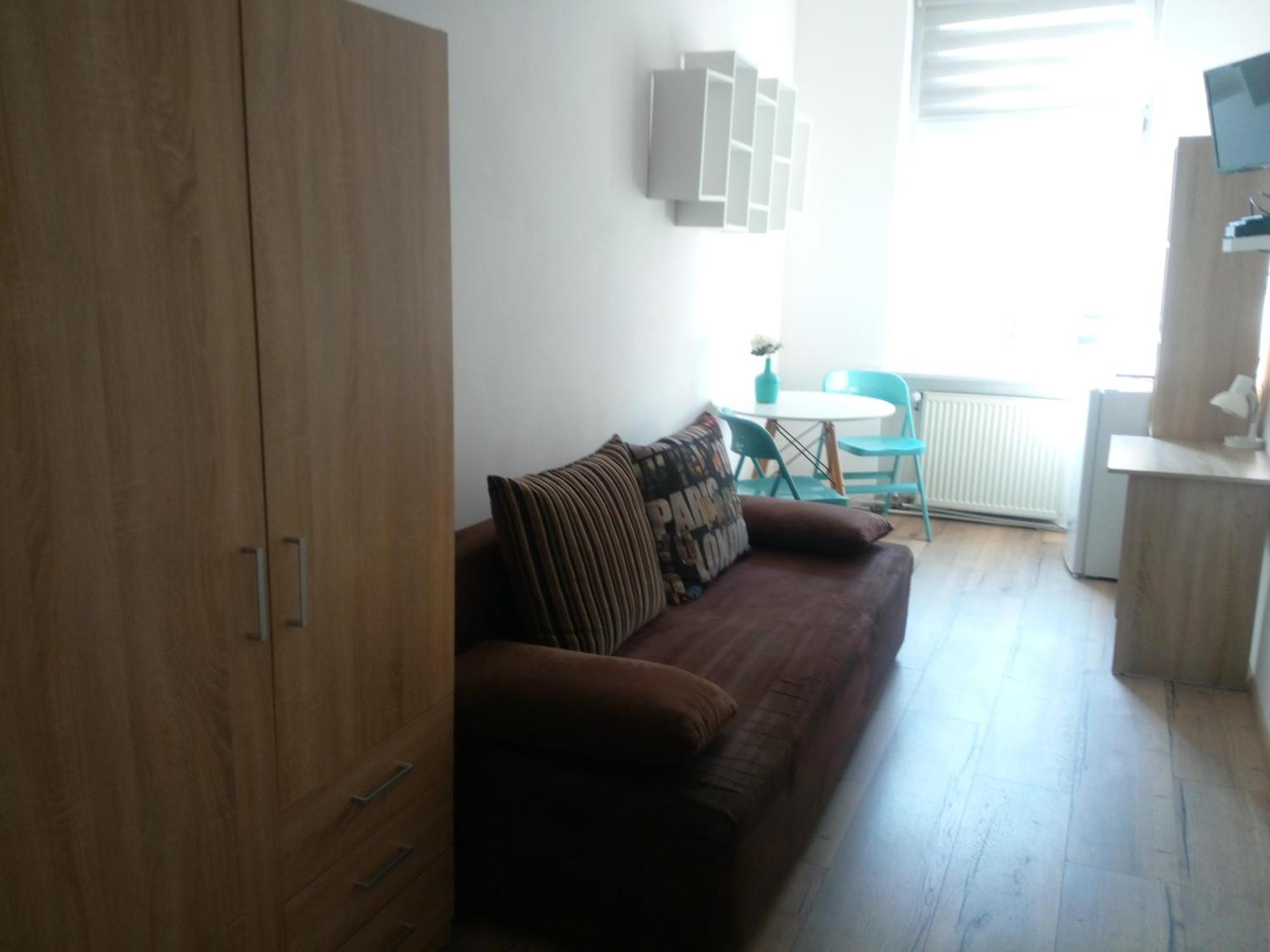Tulip - Pokoj 2 Ze Wspolna Lazienka I Kuchnia Apartment *